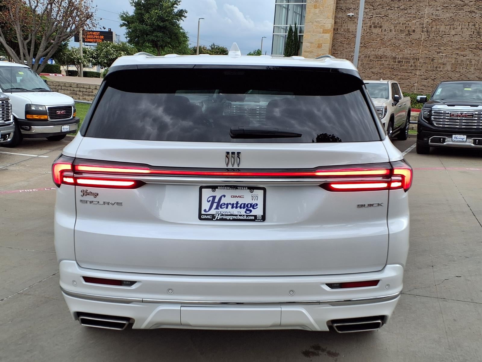 2025 Buick Enclave Avenir