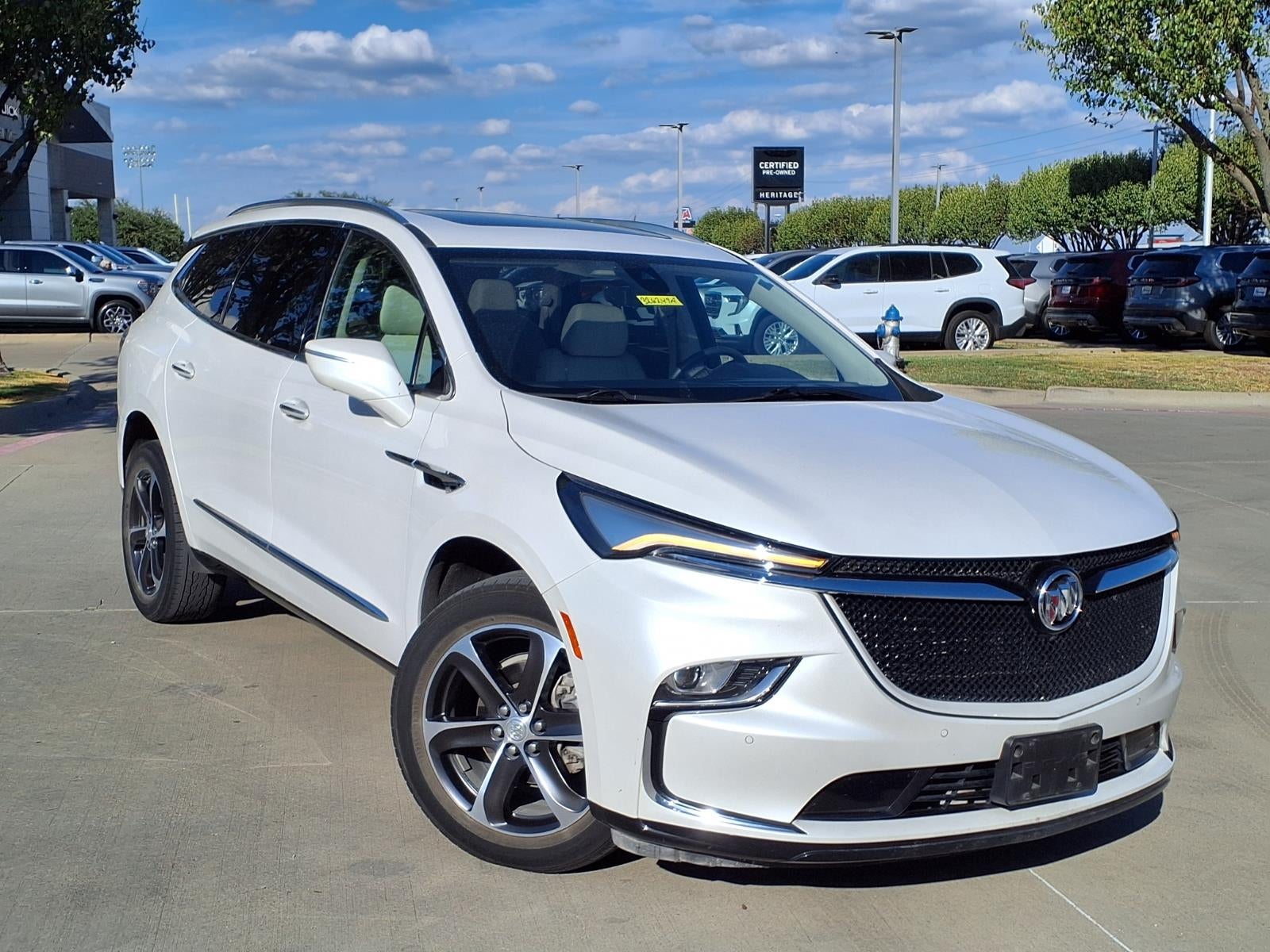 2022 Buick Enclave Essence