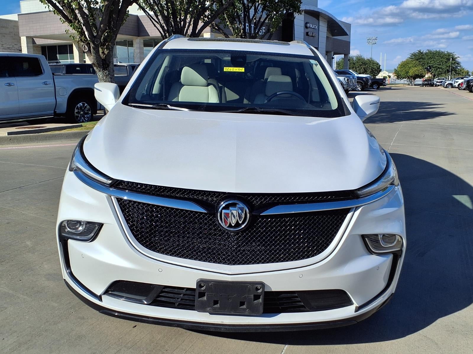 2022 Buick Enclave Essence
