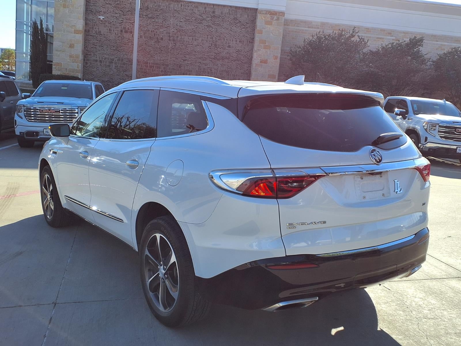 2022 Buick Enclave Essence