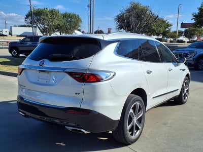 2022 Buick Enclave Essence
