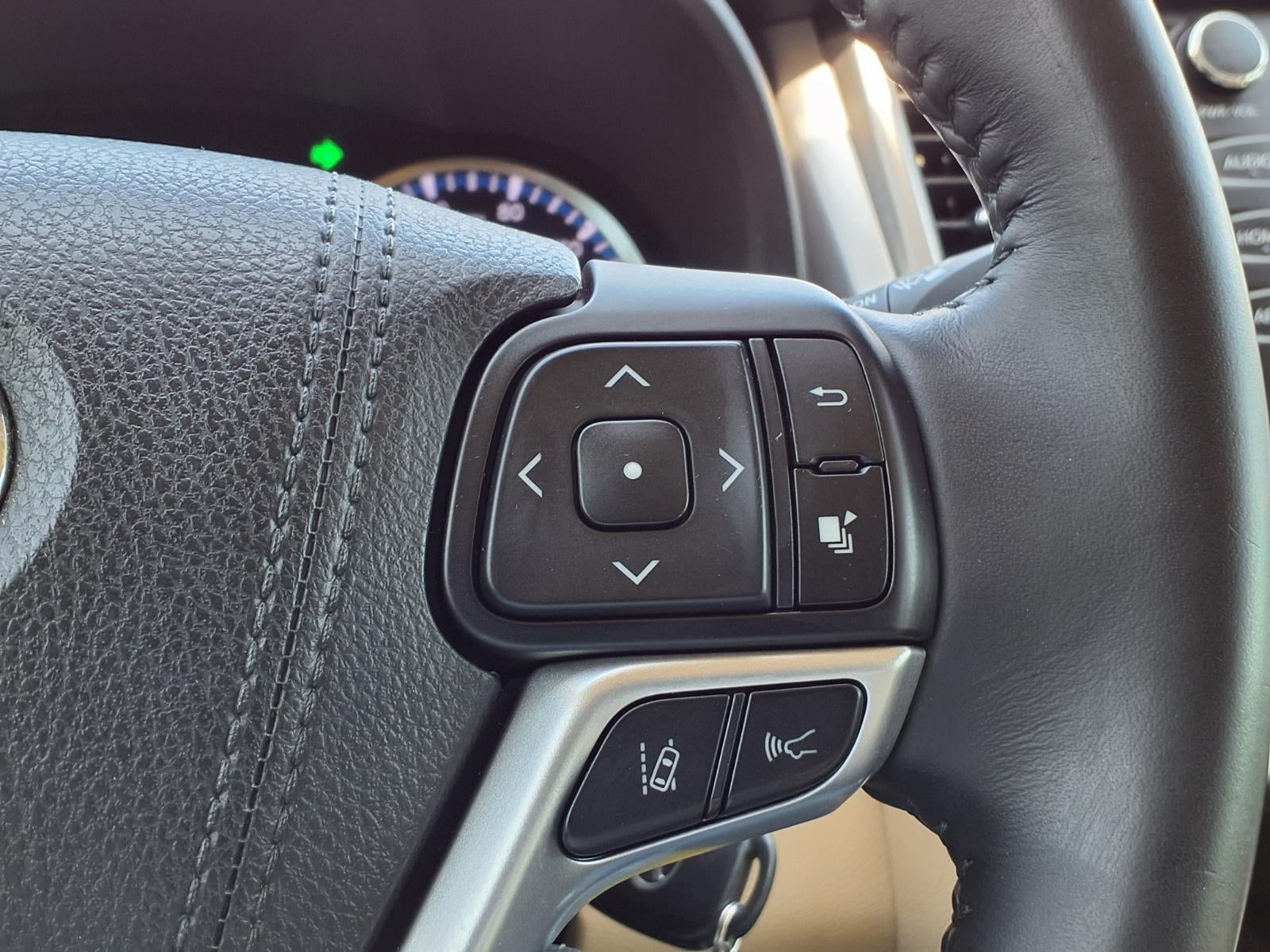 2017 Toyota Highlander LE Plus