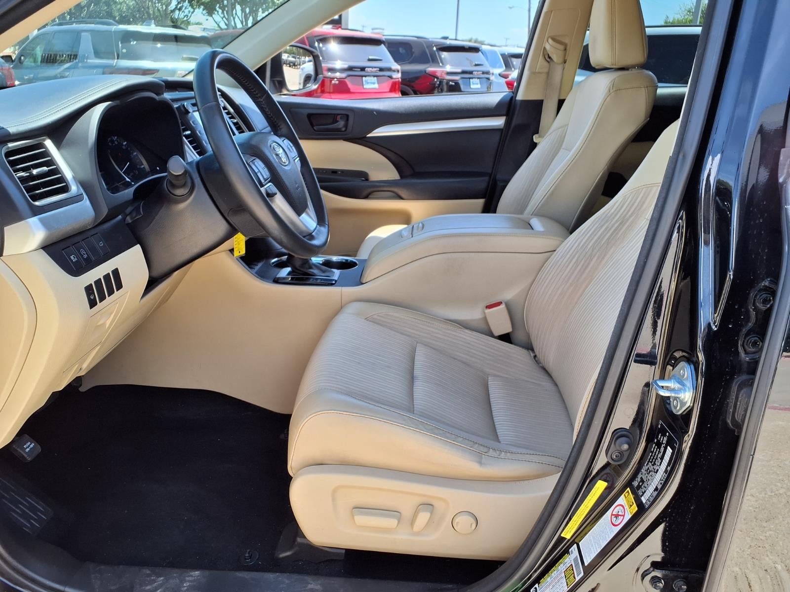 2017 Toyota Highlander LE Plus
