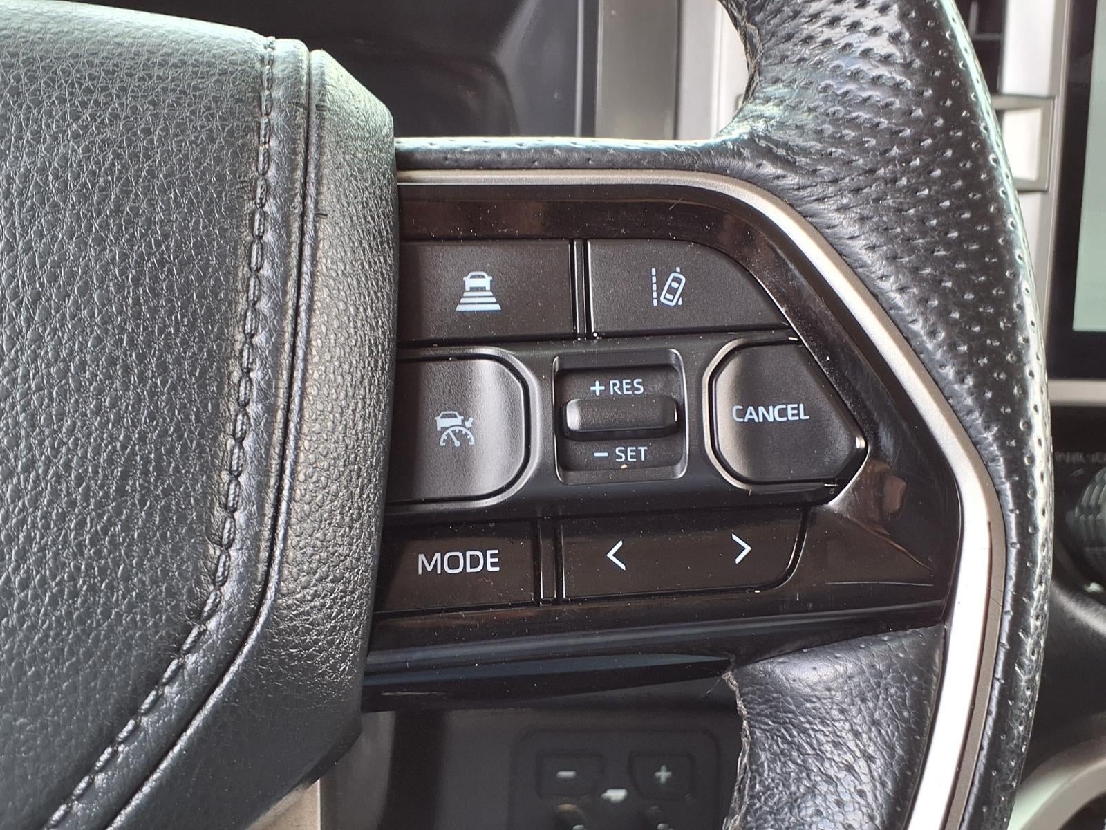 2022 Toyota Tundra 4WD SR5