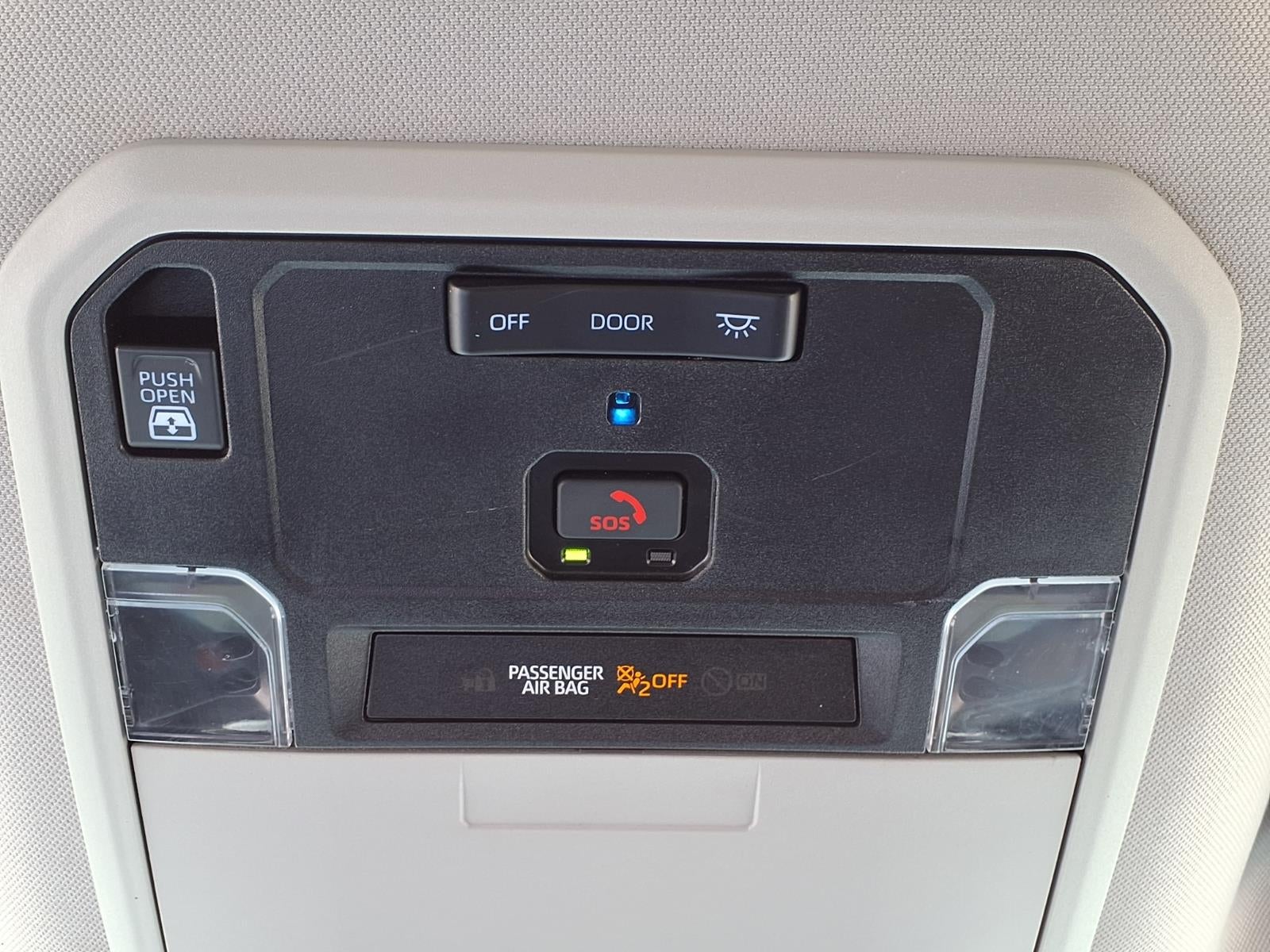 2022 Toyota Tundra 4WD SR5