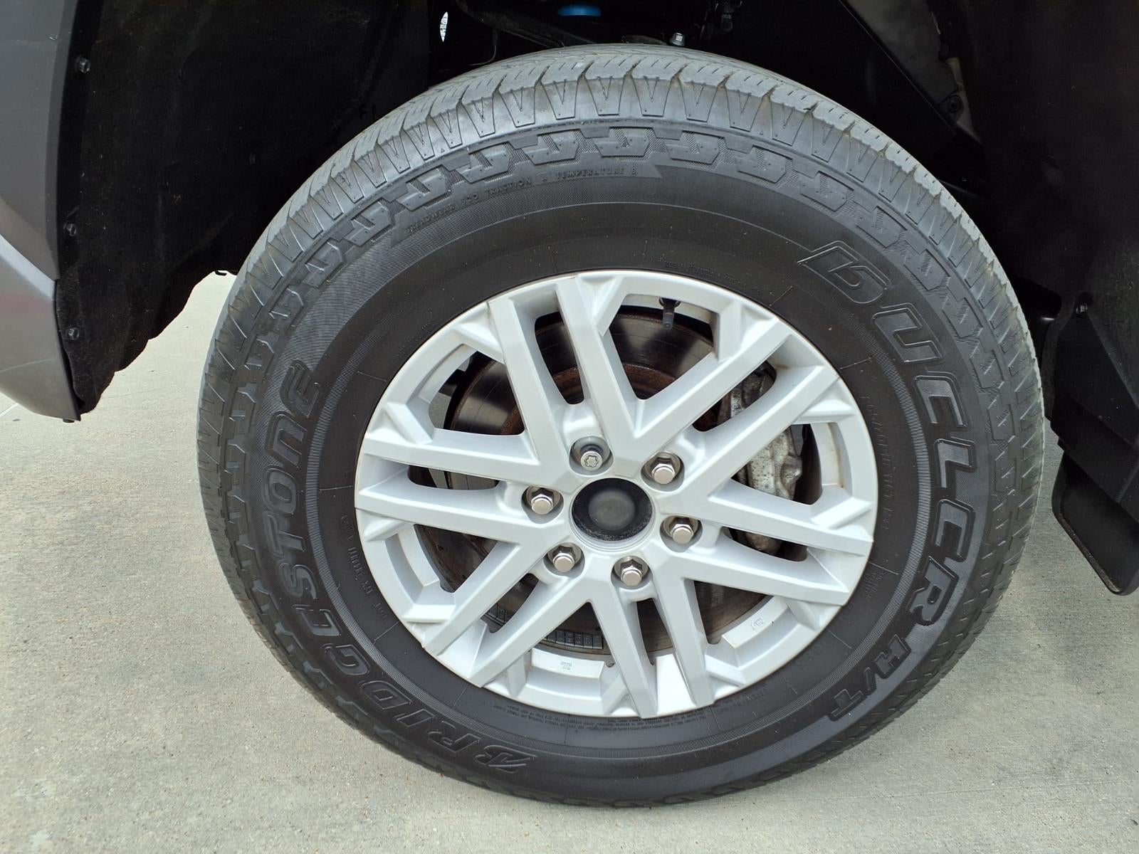 2022 Toyota Tundra 4WD SR5