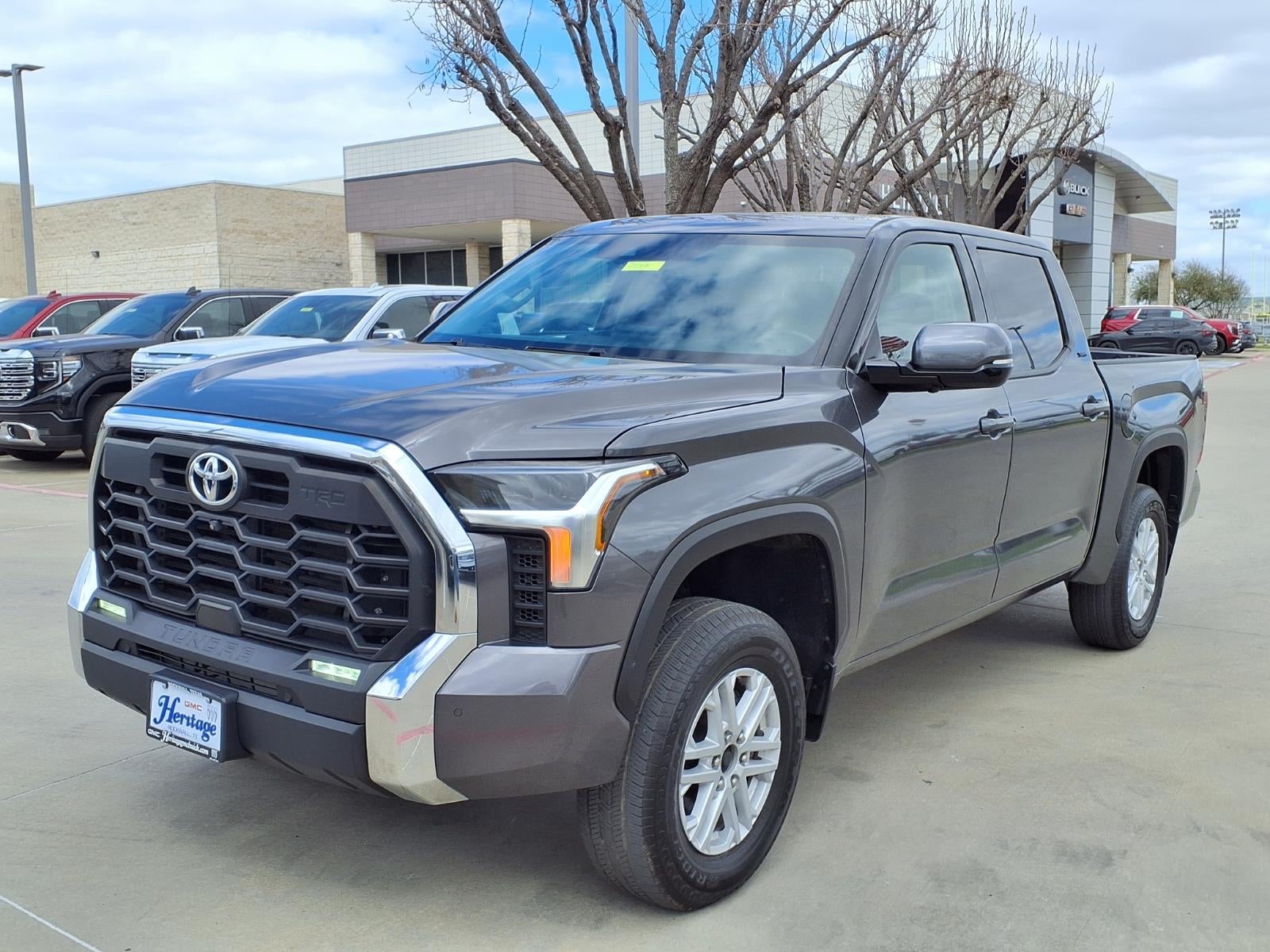 2022 Toyota Tundra 4WD SR5