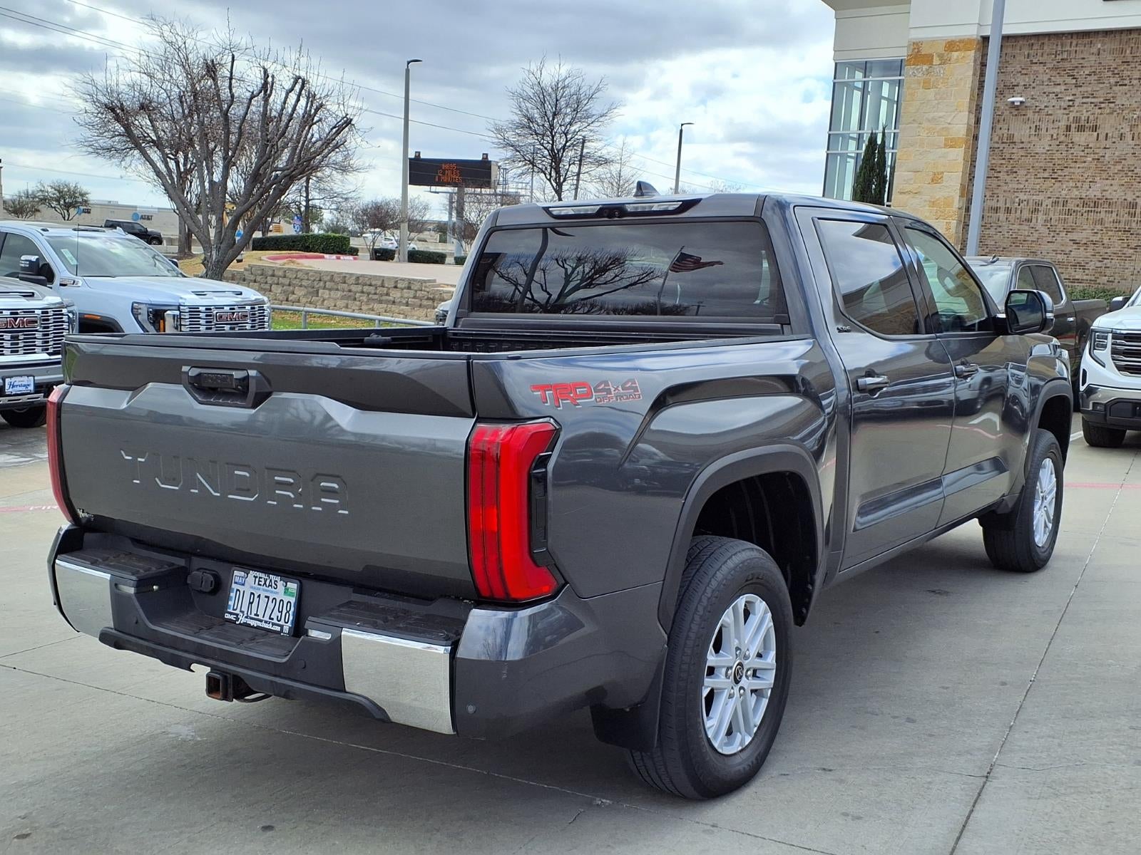 2022 Toyota Tundra 4WD SR5