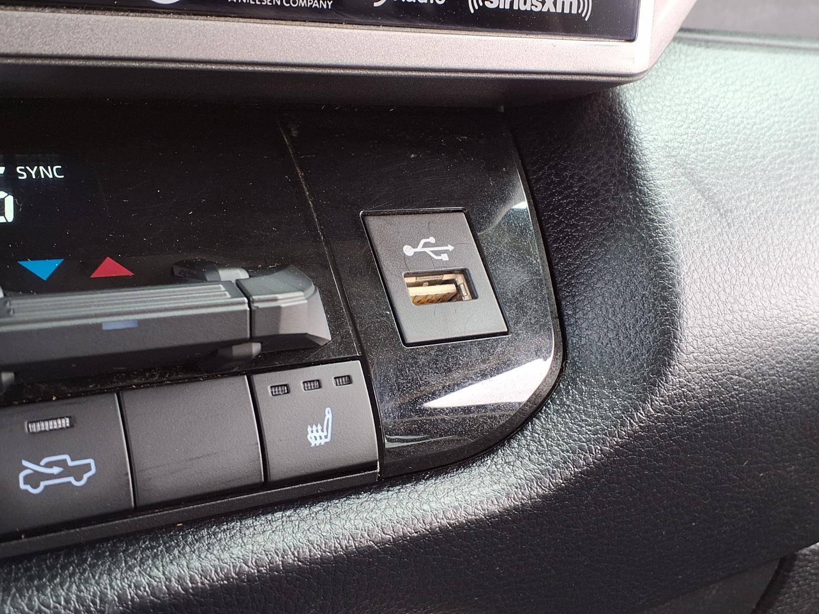 2022 Toyota Tundra 4WD SR5