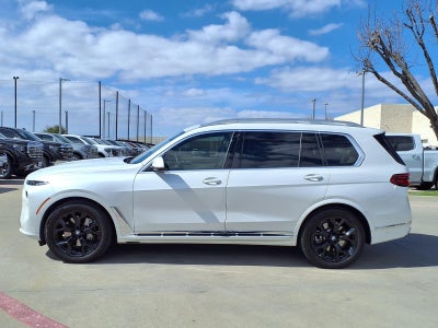 2025 BMW X7 xDrive40i