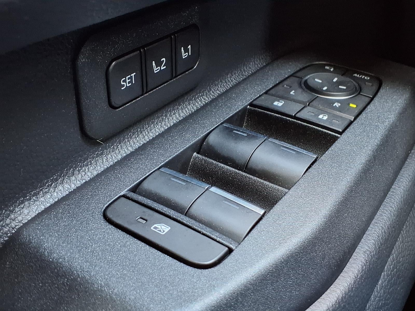 2024 Toyota Land Cruiser 4DR 4WD