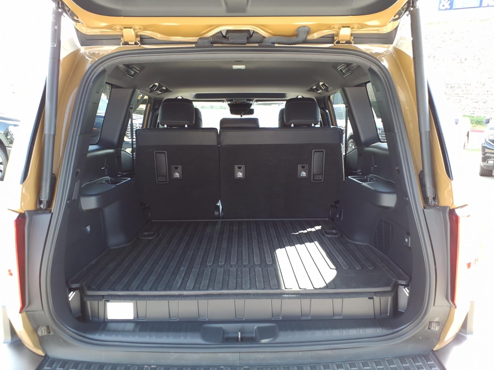 2024 Toyota Land Cruiser 4DR 4WD
