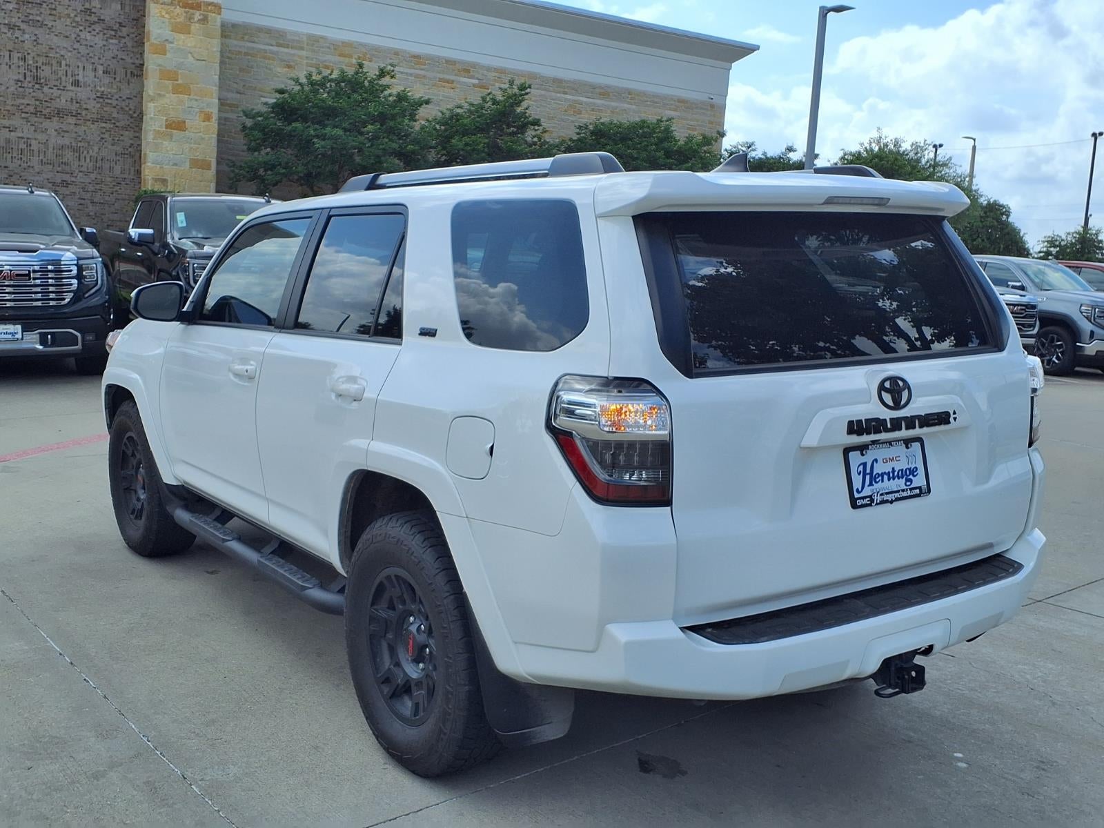 2022 Toyota 4Runner SR5
