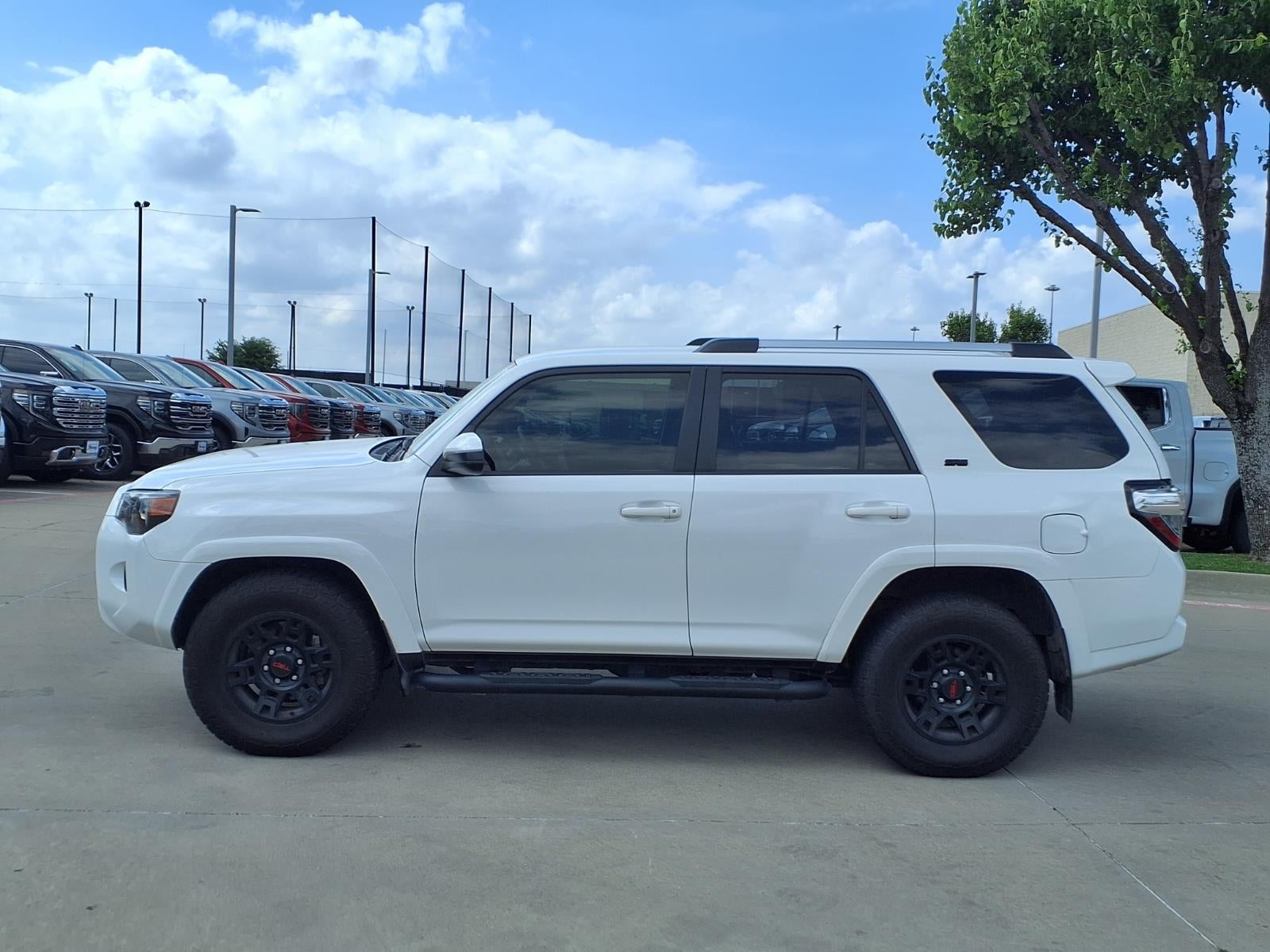 2022 Toyota 4Runner SR5