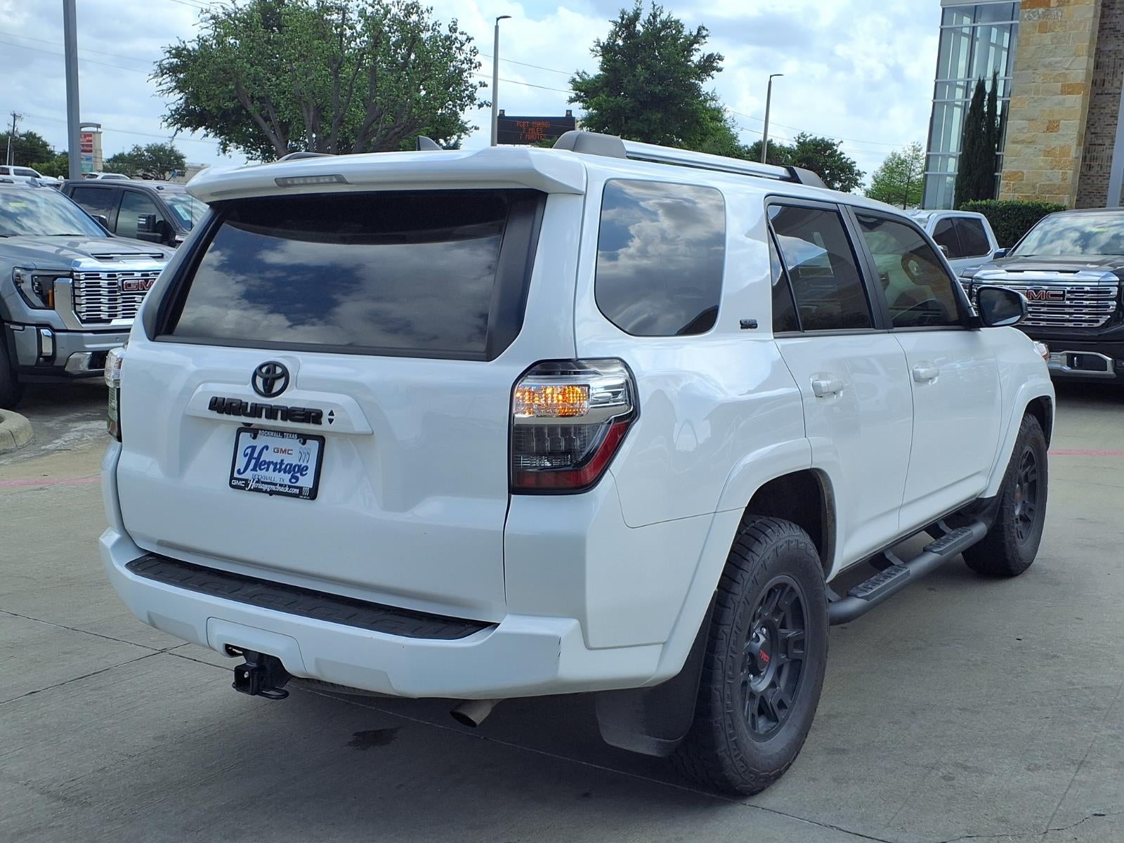 2022 Toyota 4Runner SR5