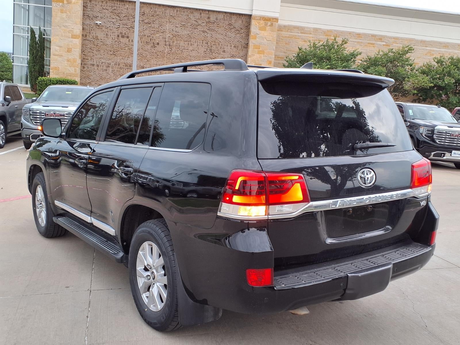 2021 Toyota Land Cruiser 4DR 4WD