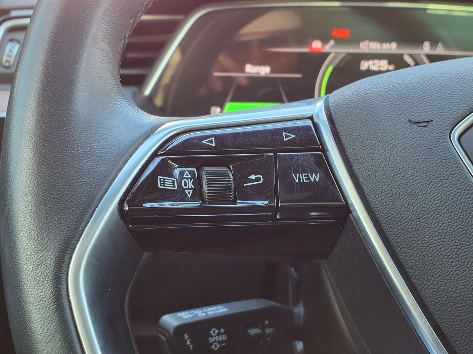 2022 Audi e-tron Premium Plus quattro