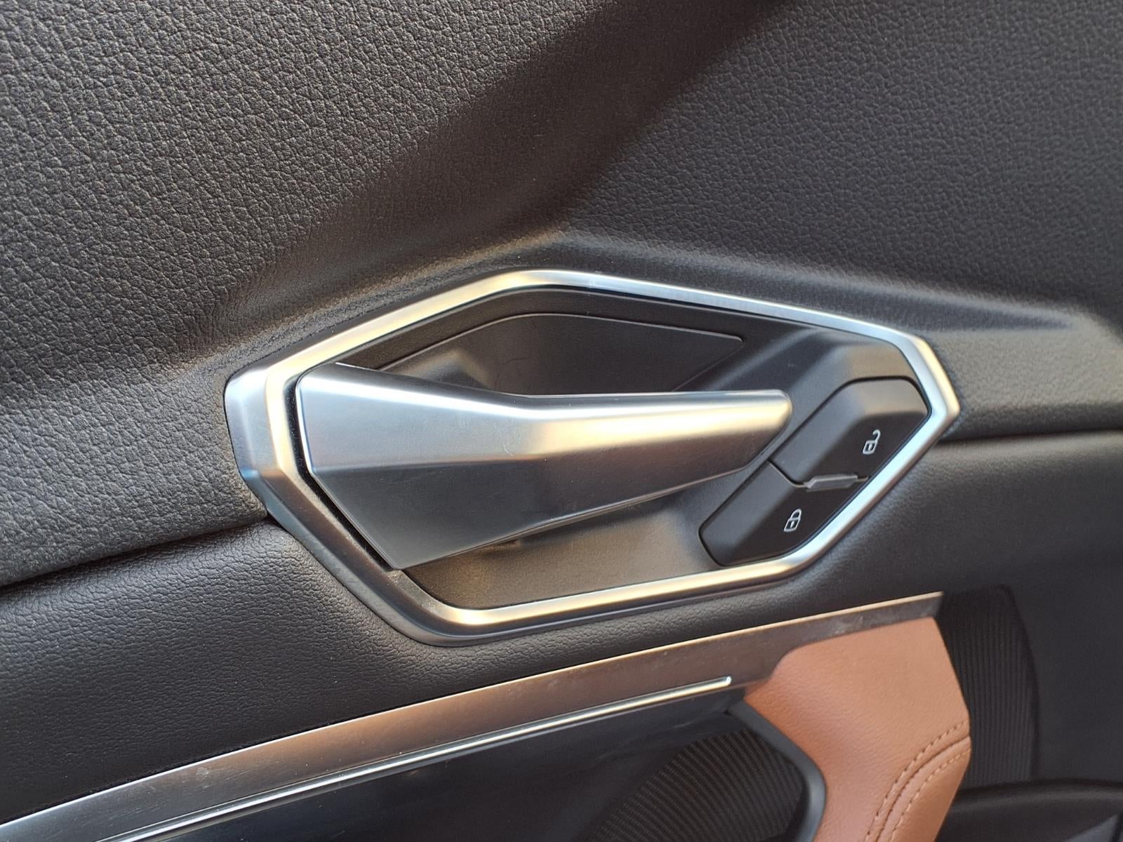 2022 Audi e-tron Premium Plus quattro