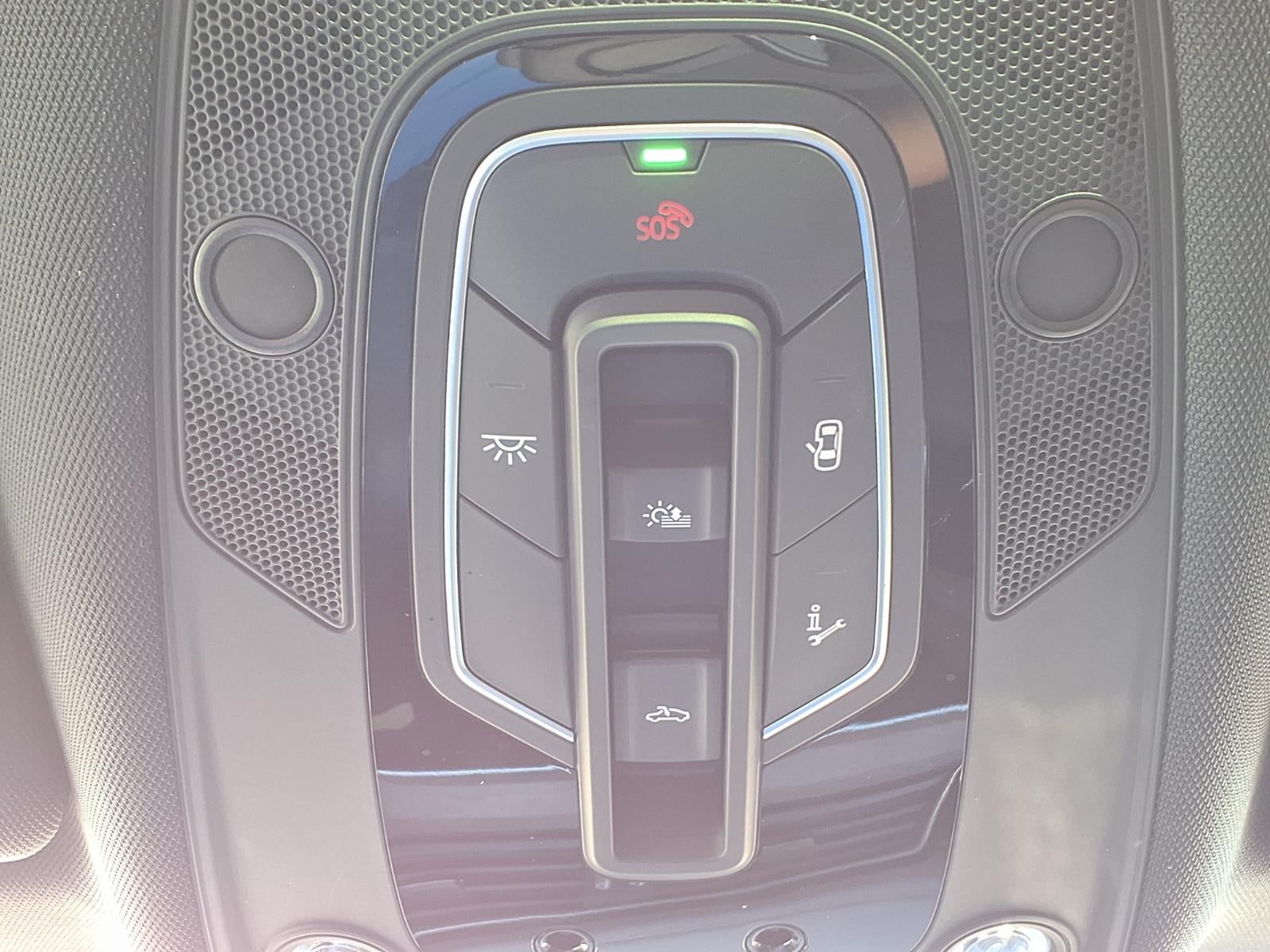 2022 Audi e-tron Premium Plus quattro